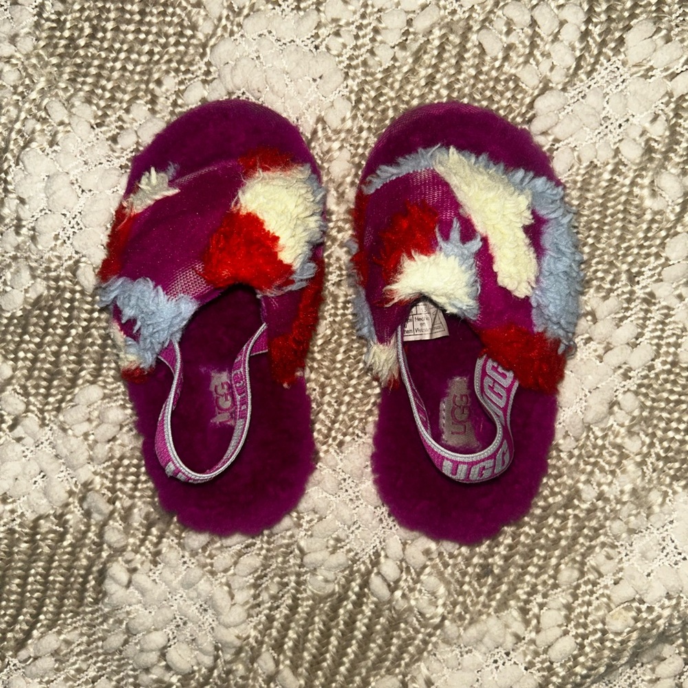 Toddler Ugg fluffer scuffers size 8.